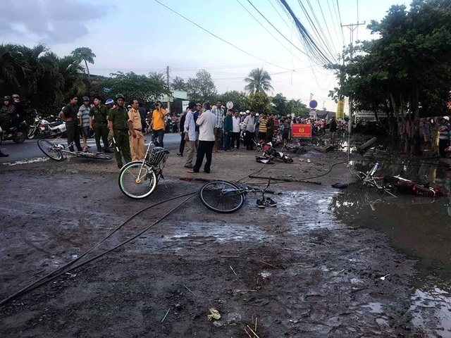 Vụ điện giật 2 học sinh tử vong: Vì sao rơ-le không tự ngắt điện? - 2 Các chuyên gia cho rằng cần xác định rõ thời điểm dây điện rơi để làm rõ vấn đề.