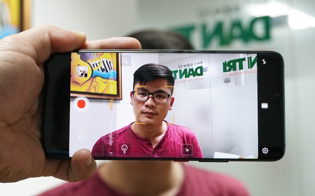 Đánh giá nhanh Huawei Mate 20 Pro với 3 camera khủng - 6 Đánh giá nhanh Huawei Mate 20 Pro với 3 camera khủng - 6