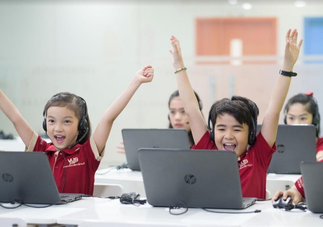 Làm thế nào để tận dụng công nghệ trong giáo dục? - 1
Sự hỗ trợ của phần mềm học tập Imagine Learning English tạo động lực học tập cho trẻ