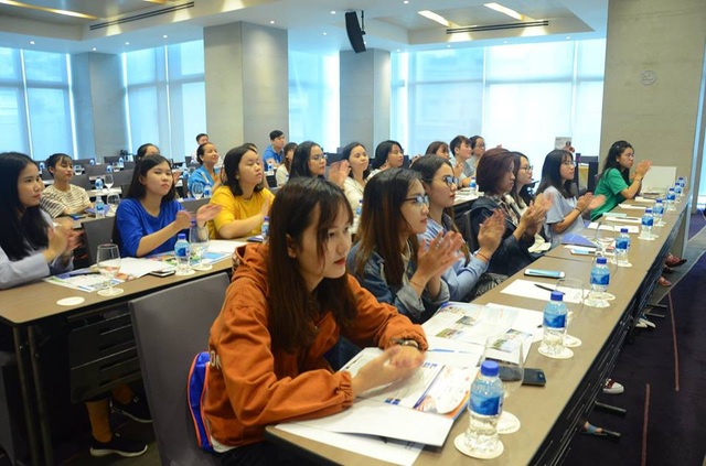 Talkshow “Du học Mỹ: còn gì hay, ngoài việc làm tại Mỹ”. - 3 Talkshow “Du học Mỹ: còn gì hay, ngoài việc làm tại Mỹ”. - 3
