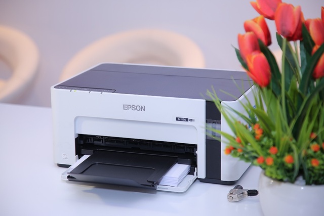 Epson mang kính thông minh Moverio về Việt Nam - 3 Epson mang kính thông minh Moverio về Việt Nam - 3