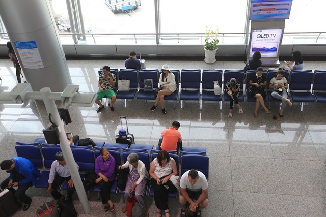 Đầu tư 25.000 tỷ đồng để mở rộng sân bay Tân Sơn Nhất - 2 Xây dựng nhà ga T3 cùng với cải tạo nhà ga T1 và T2 giúp nâng khả năng phục vụ của sân bay Tân Sơn Nhất lên 50 triệu lượt khách/năm