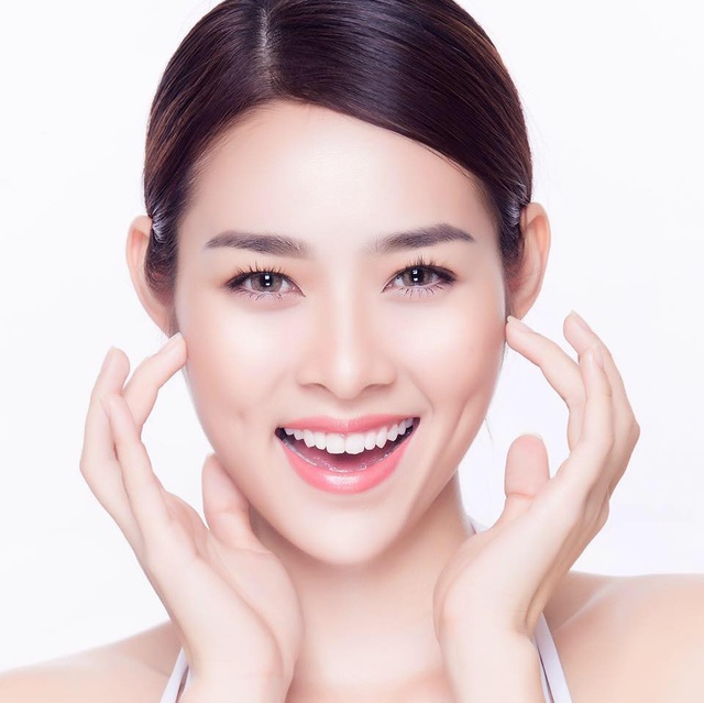 Sao Việt và những câu chuyện vừa xúc động, vừa đáng yêu về mẹ - 9 Với sự động viên tinh thần của mẹ, Diệp Bảo Ngọc đã kiên cường, mạnh mẽ vượt qua mọi sóng gió và có được sự an nhiên, tự tại như ngày hôm nay.