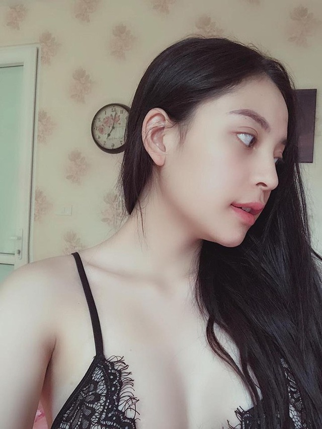Bất ngờ với cô em gái xinh như hot girl của trung vệ Bùi Tiến Dũng - 5
Phương Anh từng nhiều lần vào Gia Lai thăm và cổ vũ anh trai thi đấu trong thời điểm anh chàng còn chơi cho câu lạc bộ HAGL.