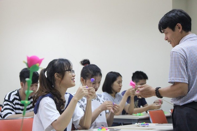 Vì sao trường đại học phải là nơi học tập suốt đời của người lớn? - 2
Trường đại học cần tính đến việc đáp ứng nhu cầu học đại học của người lớn