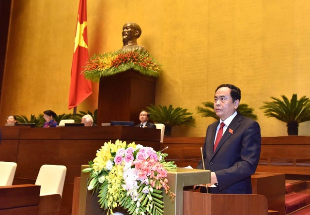 “Tham nhũng vặt”, trộm cướp táo tợn khiến nhân dân bất an - 1 Chủ tịch Uỷ ban Trung ương MTTQ Việt Nam trình bày báo cáo cáo trước Quốc hội sáng 22/10.