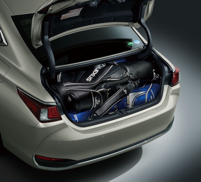 Lexus ES thế hệ mới ra mắt tại Nhật không có gương cửa - 20 Lexus ES thế hệ mới ra mắt tại Nhật không có gương cửa - 20