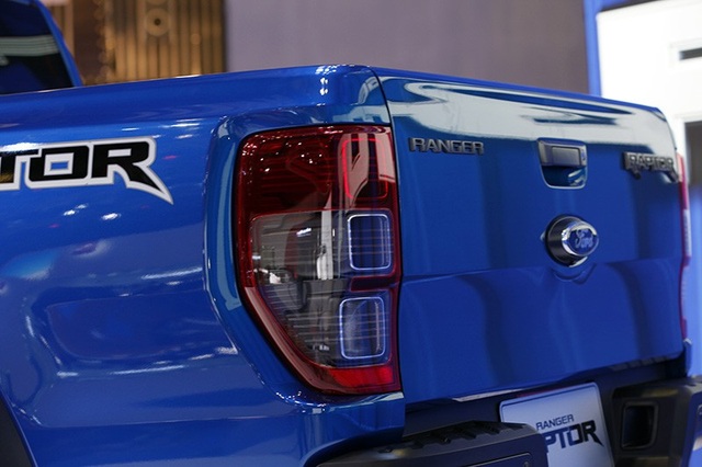 Ford Ranger Raptor chốt giá gần 1,2 tỉ đồng - 6 Ford Ranger Raptor chốt giá gần 1,2 tỉ đồng - 6