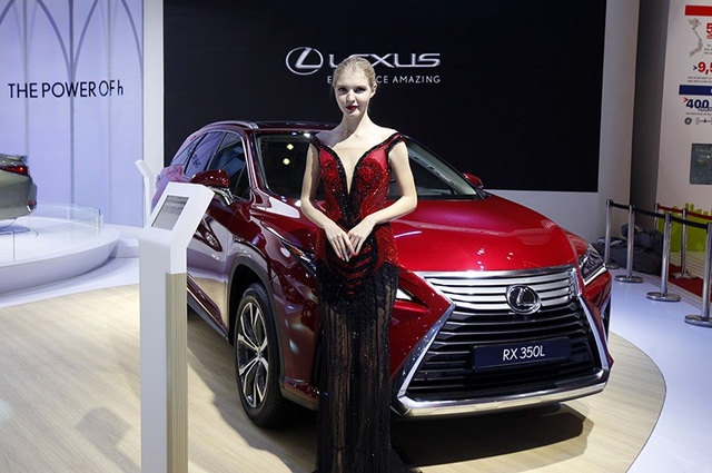 Đẳng cấp Lexus gây ấn tượng mạnh tại Triển lãm Ôtô Việt Nam 2018 - 12