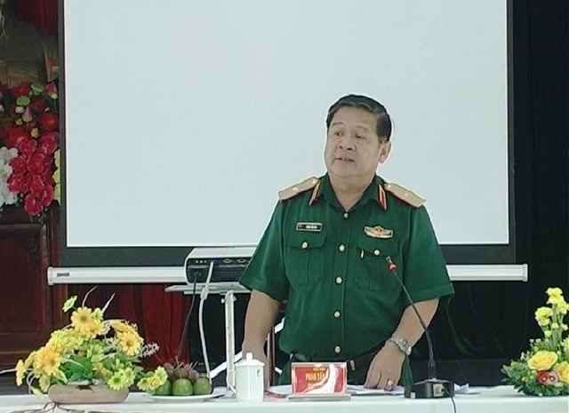 Xuất bản sách, phát ngôn trái chủ trương, ông Chu Hảo bị đề nghị kỷ luật - 2
Thiếu tướng Phan Tấn Tài - Phó Tư lệnh Quân khu 7