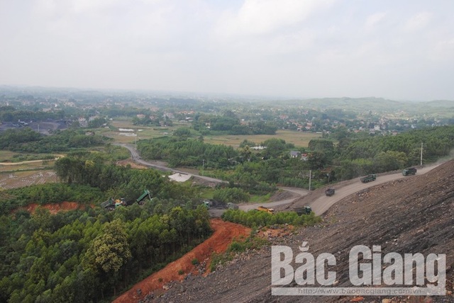 Công ty cổ phần Khai thác khoáng sản Bắc Giang: Đổ thải trái phép gây nguy hại cho người dân - Ảnh 6. Công ty cổ phần Khai thác khoáng sản Bắc Giang: Đổ thải trái phép gây nguy hại cho người dân - Ảnh 6.