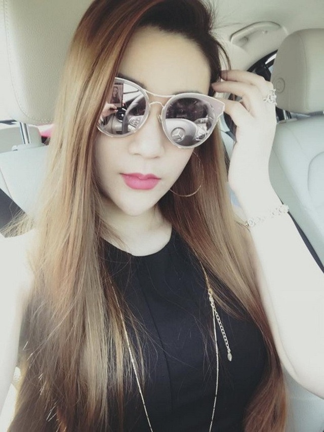 Tiếc thương nhan sắc "bạn gái" Cao Thái Sơn xinh đẹp đoản mệnh - 16
Ngoài đời, Đoàn Dạ Ly có gu thời trang trẻ trung, hiện đại và gợi cảm.