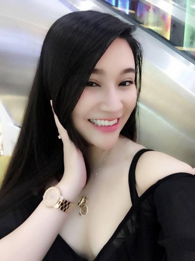 Tiếc thương nhan sắc "bạn gái" Cao Thái Sơn xinh đẹp đoản mệnh - 9
Bạn gái tin đồn Cao Thái Sơn sinh năm 1993, sở hữu nhan sắc xinh đẹp, thân hình gợi cảm.