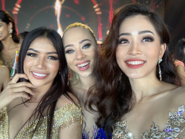 Phương Nga tiết lộ sự cố gặp phải khi tham dự Miss Grand International 2018 - 4 Những bức ảnh đầy kỷ niệm của Phương Nga với các bạn đồng hành.