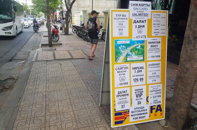 Nha Trang: Nhiều cửa hàng công khai thu đổi, niêm yết bằng ngoại tệ - 1 Nha Trang: Nhiều cửa hàng công khai thu đổi, niêm yết bằng ngoại tệ - 1