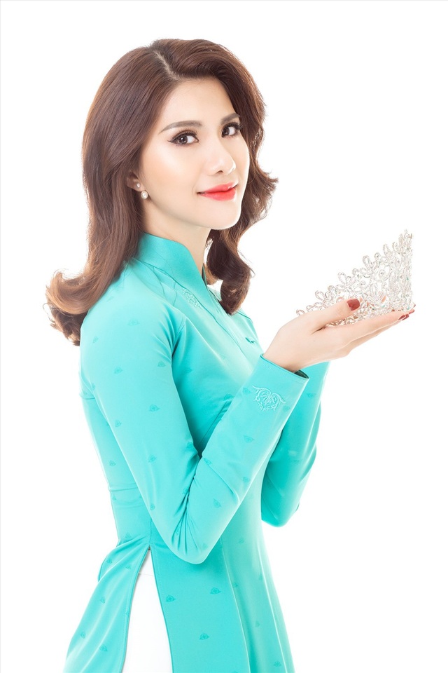 Người đẹp Loan Vương dự thi Mrs International 2018 tại Singapore - 3 Người đẹp Loan Vương dự thi Mrs International 2018 tại Singapore - 3