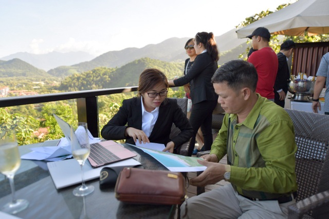 Ra mắt biệt thự mẫu Banyan Tree Residences - 2 Khách tham quan biệt thự mẫu Banyan Tree Residences