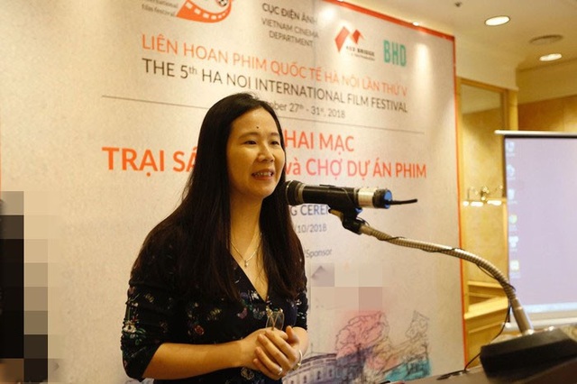 “Hậu duệ mặt trời” sẽ chỉnh sửa những gì sau sai sót? - 1 Bà Ngô Thị Bích Hạnh phát biểu trong buổi khai mạc Trại sáng tác và Chợ dự án phim - LHP Quốc tế Hà Nội lần thứ V.