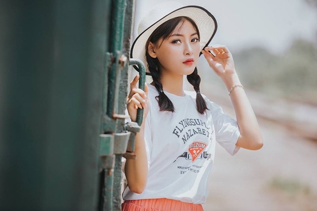 Đừng đổ lỗi cho người thứ ba khi duyên đã cạn - 2 Đừng trách móc người thứ ba khi tình yêu không thành, vì họ vốn chẳng có lỗi. (Ảnh minh họa: Đỗ Thu Huyền)