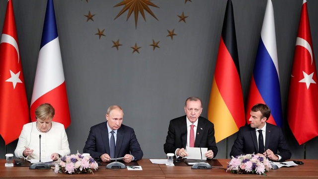 Tổng thống Putin quyết tâm tiêu diệt tàn dư khủng bố ở Syria - 1 Thủ tướng Đức Angela Merkel, Tổng thống Nga Vladimir Putin, Tổng thống Thổ Nhĩ Kỳ Recep Tayyip Erdogan và Tổng thống Pháp Emmanuel Macron (Ảnh: Reuters)