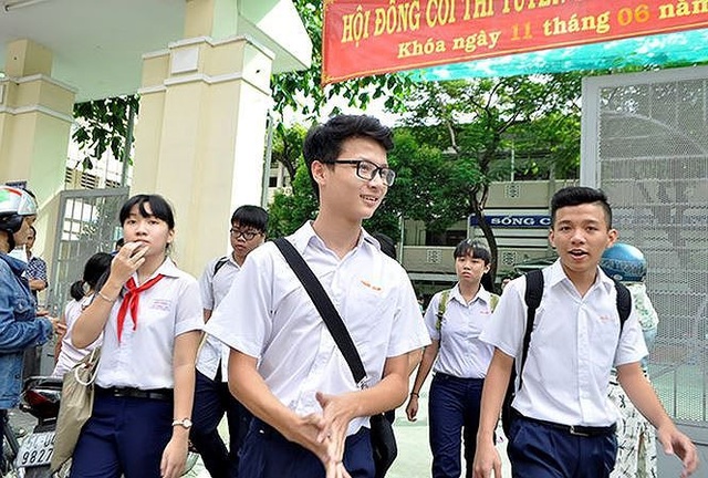 Tuyển sinh lớp 10: Quận huyện tự chủ khảo sát Văn, Toán, Anh - 1 Tuyển sinh lớp 10: Quận huyện tự chủ khảo sát Văn, Toán, Anh - 1