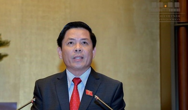 Bộ trưởng Giao thông: "3 năm, tiếp 112 đoàn thanh kiểm tra nên phải làm đúng trình tự, thủ tục" - 1 Bộ trưởng Giao thông Vận tải báo cáo Quốc hội về tiến độ một số dự án giao thông trọng điểm.