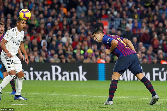 Những khoảnh khắc Luis Suarez nhấn chìm Real Madrid ở Nou Camp - 15
Suarez đã ghi bàn trong cả 3 trận đấu gần đây nhất cho Barcelona