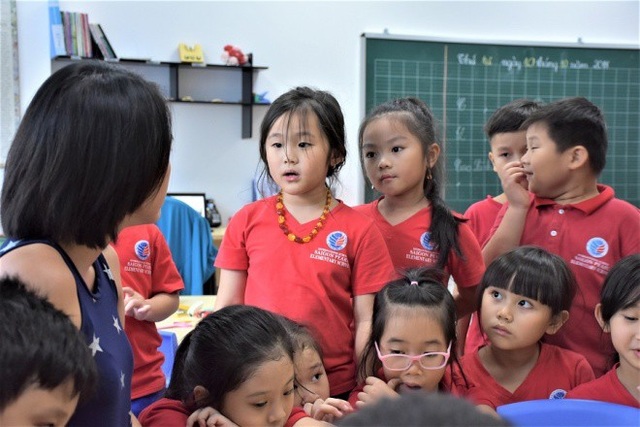 Dạy con không đòn roi: Sự kiện hoàn toàn miễn phí - 1
Trẻ em cần được khuyến khích nói lên cảm xúc để tránh dồn nén.