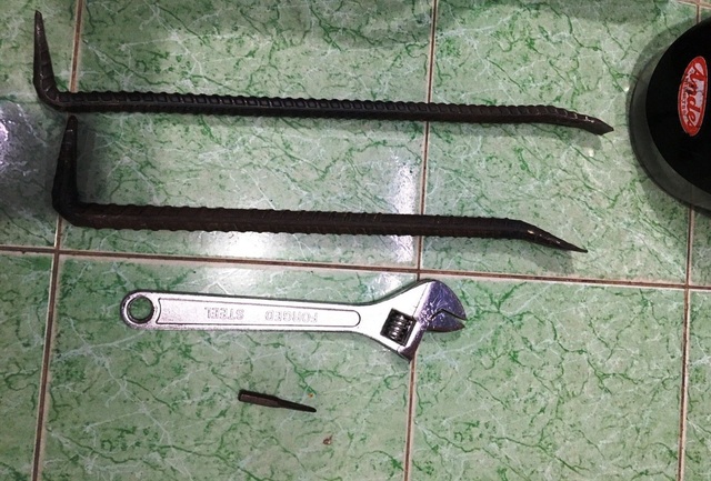 “Cựu” bảo vệ đột nhập hàng chục cửa hàng tiện lợi trộm tài sản - 3 “Cựu” bảo vệ đột nhập hàng chục cửa hàng tiện lợi trộm tài sản - 3