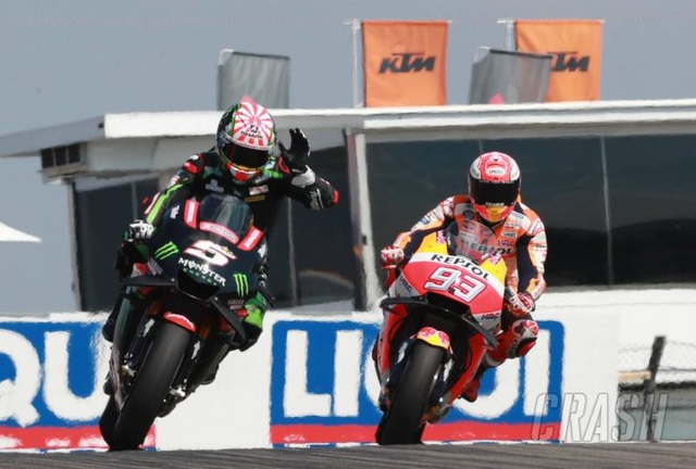 Vinales chiến thắng trong ngày bộ đôi Repsol Honda Team bỏ cuộc - Ảnh 1. Vinales chiến thắng trong ngày bộ đôi Repsol Honda Team bỏ cuộc - Ảnh 1.