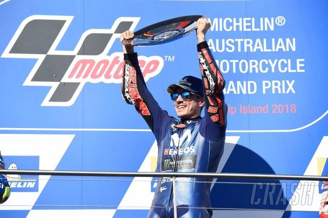 Vinales chiến thắng trong ngày bộ đôi Repsol Honda Team bỏ cuộc - Ảnh 3. Vinales chiến thắng trong ngày bộ đôi Repsol Honda Team bỏ cuộc - Ảnh 3.