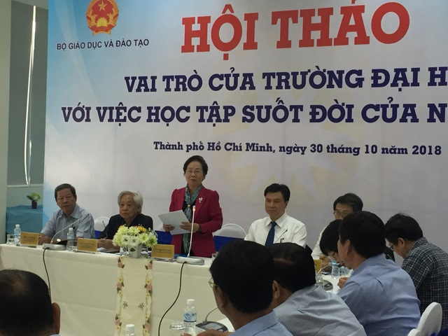 Bộ GD-ĐT phải xóa bỏ bệnh thành tích, hình thức - 1 Chủ tịch Hội Khuyến học Việt Nam Nguyễn Thị Doan phát biểu tại hội thảo Vai trò của trường ĐH với việc học tập suốt đời của người lớn