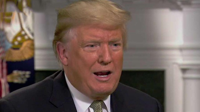Ông Trump tính cắt quốc tịch của trẻ em nước ngoài sinh tại Mỹ - 1 Tổng thống Mỹ Donald Trump (Ảnh: Axios)