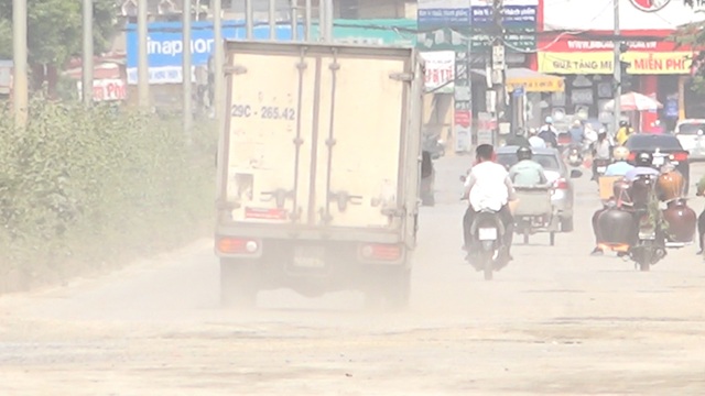 Cận cảnh con đường hơn 200 tỷ, dài 2km, thi công 7 năm... vẫn còn dang dở - 5 Cận cảnh con đường hơn 200 tỷ, dài 2km, thi công 7 năm... vẫn còn dang dở - 5