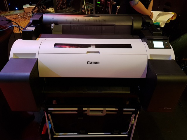Canon ra mắt dòng máy in khổ lớn cho doanh nghiệp vừa và nhỏ tại Việt Nam - 2