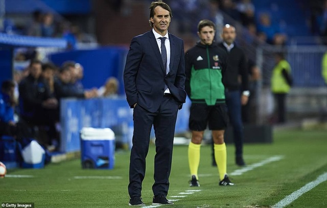 Gục ngã trước Alaves, Real Madrid rơi vào khủng hoảng - 8
Khuôn mặt bất lực của HLV Lopetegui