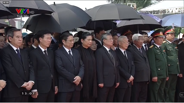 Nguyên Tổng Bí thư Đỗ Mười đã an nghỉ tại quê nhà - 11 Nguyên Tổng Bí thư Đỗ Mười đã an nghỉ tại quê nhà - 11