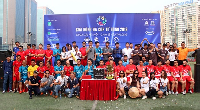Giải bóng đá Cúp Tứ hùng: Giao lưu kết nối - Chia sẻ yêu thương - 1 Giải bóng đá Cúp Tứ hùng: Giao lưu kết nối - Chia sẻ yêu thương - 1