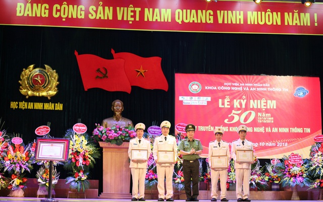 Khoa Công nghệ và An ninh thông tin nhận Bằng khen của Thủ tướng Chính phủ - 2 Các cá nhân nhận bằng khen của Bộ Công an.
