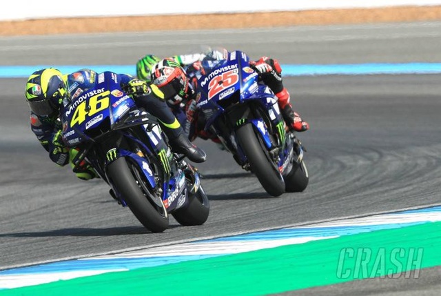 Đánh bại ở Dovizioso ở góc cua cuối cùng, Marquez là tay đua đầu tiên chiến thắng tại ThailandGP - 2 Đánh bại ở Dovizioso ở góc cua cuối cùng, Marquez là tay đua đầu tiên chiến thắng tại ThailandGP - 2