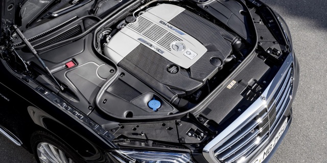 Mercedes-AMG loại bỏ động cơ V12 - 1 Mercedes-AMG loại bỏ động cơ V12 - 1