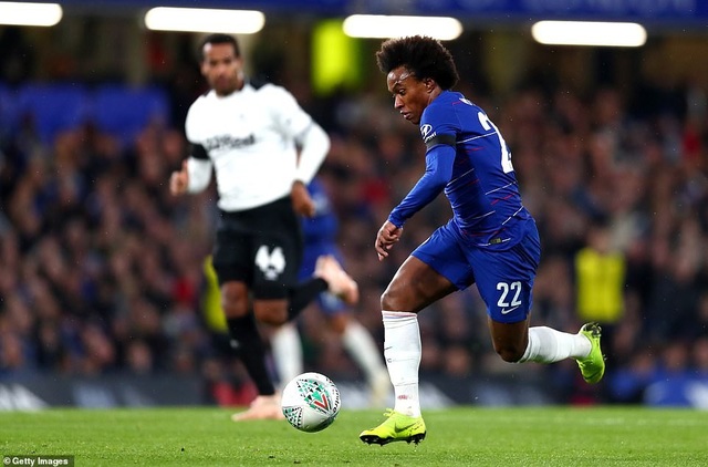 Nhìn lại trận thắng đầy tranh cãi của Chelsea trước Derby - 18
Willian có một trận đấu không ấn tượng