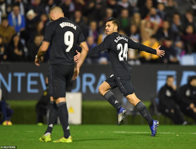 Benzema chói sáng, Real Madrid tiếp đà thăng hoa thời HLV Solari - 8
Ceballos để lại dấu ấn với cú sút xa nâng tỷ số lên 4-1