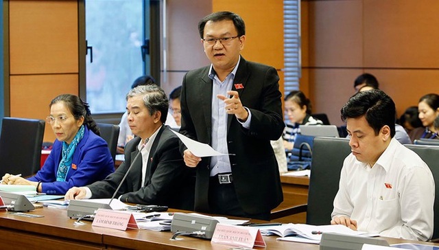 Đại biểu Quốc hội đề xuất quy định cấm ép uống rượu bia với mọi lứa tuổi - 1 Đại biểu Lâm Đình Thắng.
