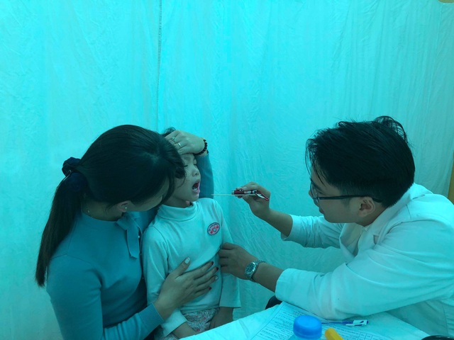 Bác sĩ tuyến trung ương thay phiên “cắm chốt” tại bản - 6 Bác sĩ tuyến trung ương thay phiên “cắm chốt” tại bản - 6