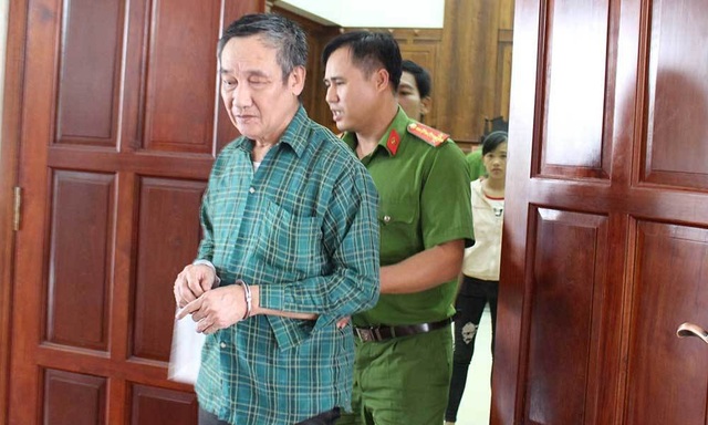 Đẩy hàng xóm xuống giếng, bị cáo kêu oan suốt 4 phiên tòa - 1 Bị cáo Nguyễn Văn Đồng