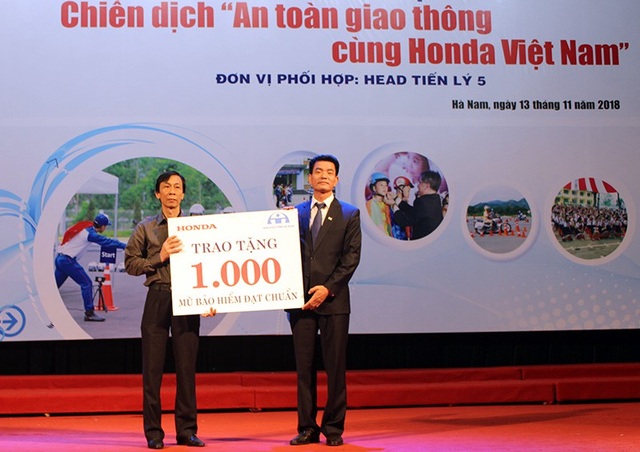 Phát động “Chiến dịch An toàn giao thông tại Hà Nam” lần thứ 3 - 4 Phát động “Chiến dịch An toàn giao thông tại Hà Nam” lần thứ 3 - 4