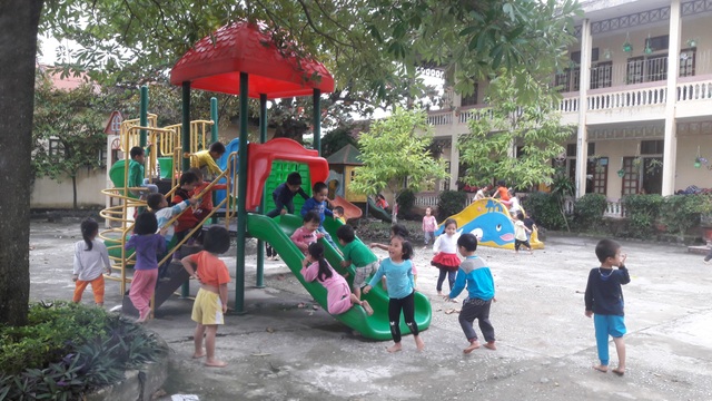 Xin công khai tài chính, giáo viên bị hiệu trưởng chửi bới, xúc phạm - 1 Trường Mầm non Đông Thanh- nơi xảy ra việc hiệu trưởng chửi bới, xúc phạm giáo viên, sai phạm tài chính vẫn được làm quy trình bổ nhiệm lại.