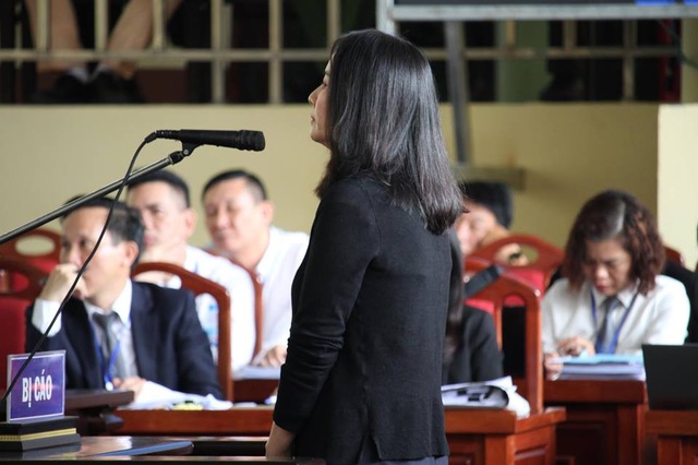 Cựu Thiếu tướng Nguyễn Thanh Hóa bị đề nghị từ 7,6 đến 8 năm tù - 2 Bị cáo Lưu Thị Hồng.