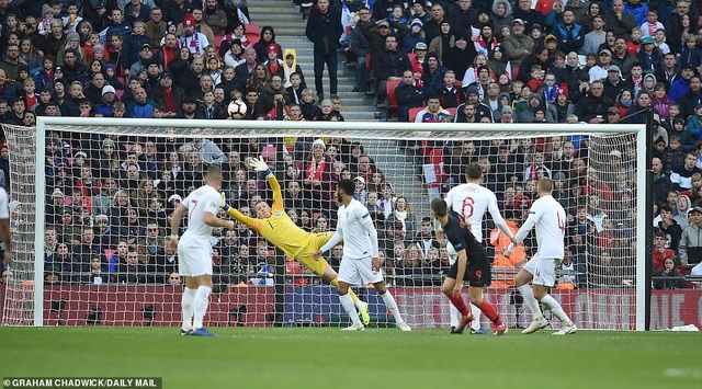 Đánh bại Croatia, đội tuyển Anh vào bán kết UEFA Nations League - 16
Thủ môn Pickford đã có một trận đấu thành công trước Croatia
